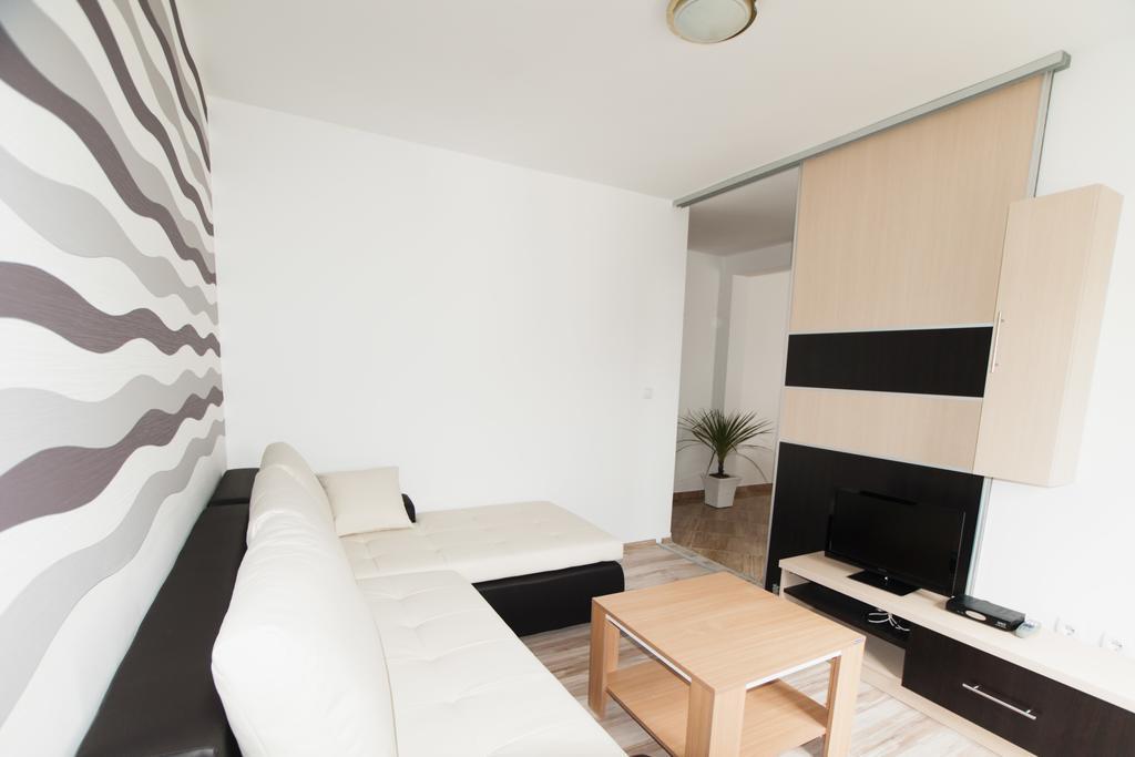 Apartments Toka Petrčane Habitación foto